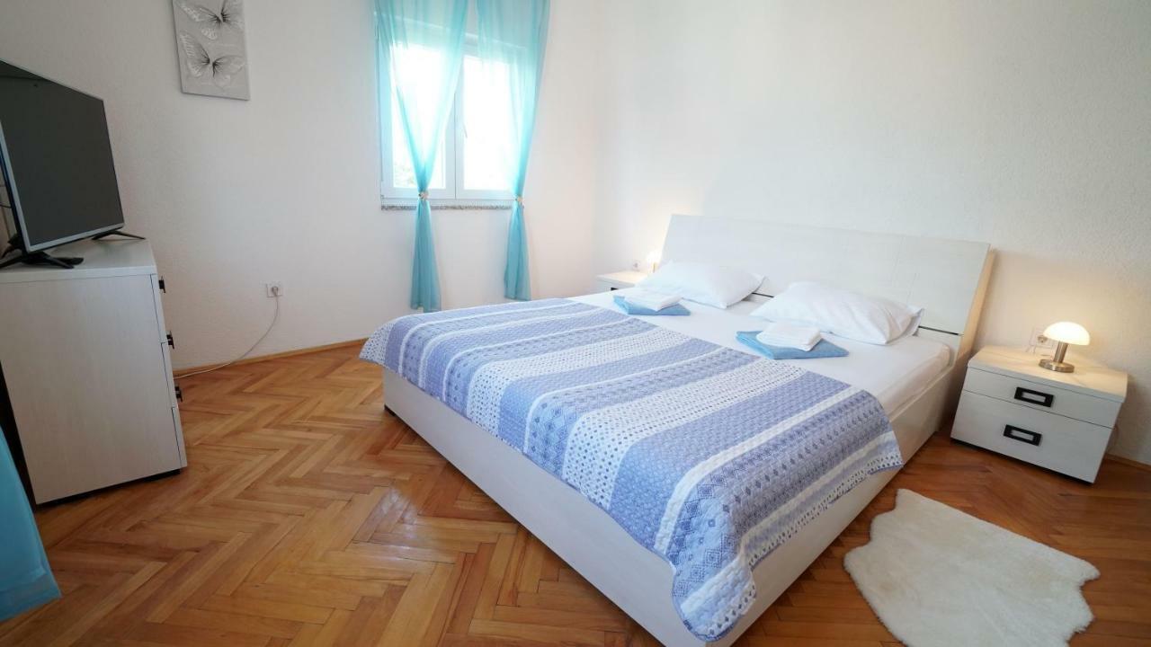 Apartment Ana Vinjerac Eksteriør billede